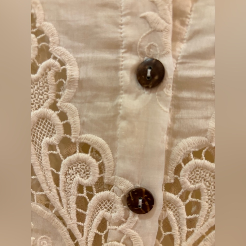 Dolce Vita Deanna Top in White & Natural - Picture 8 of 9